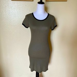 Bozzolo Medium Green Short Dress